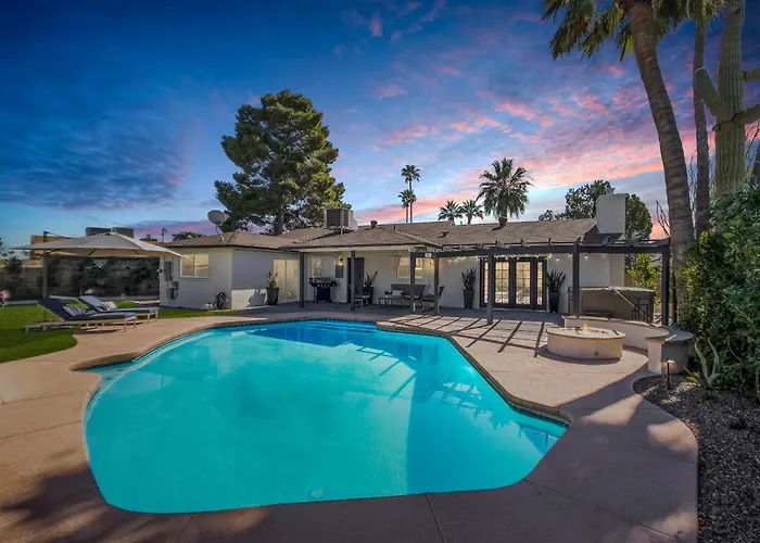 Holiday home Montecito - Hot Tub - Amazing Pool - Fire Pit Scottsdale